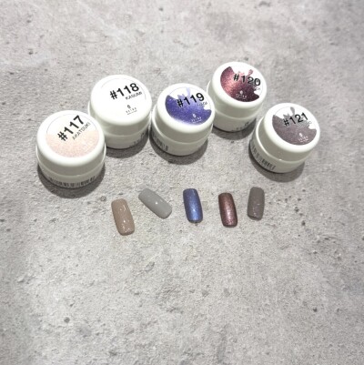 新色のご紹介です！