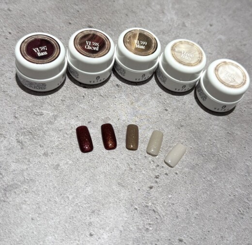 新色のご紹介です！